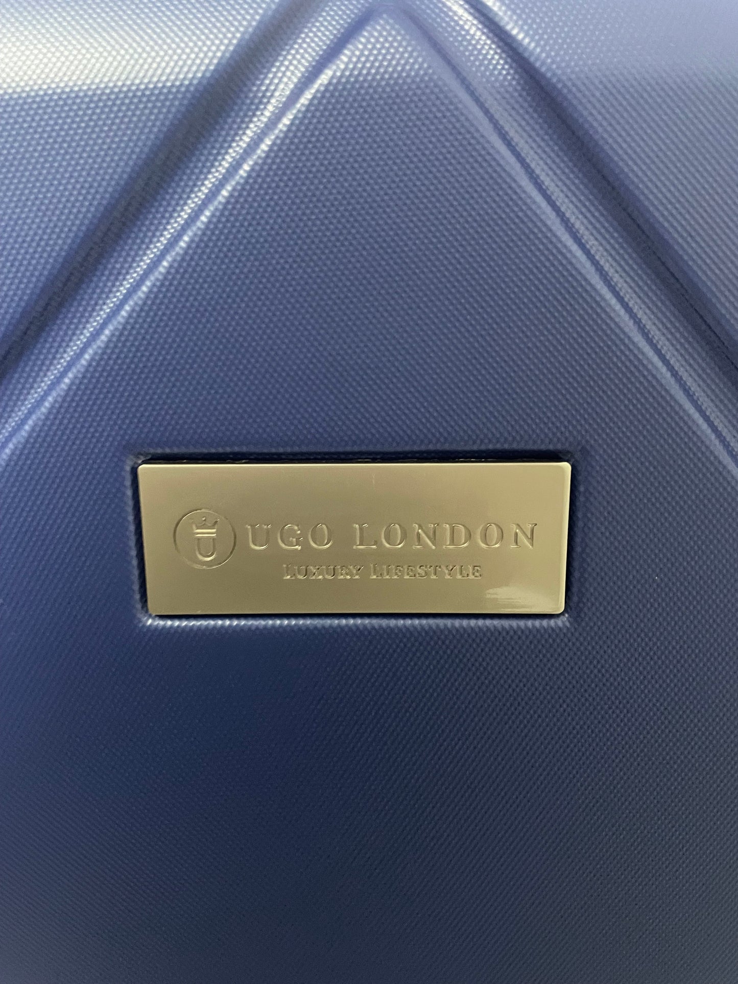 UGO LONDON Suitcases